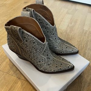 Jessica Simpson Zadie Studded Booties